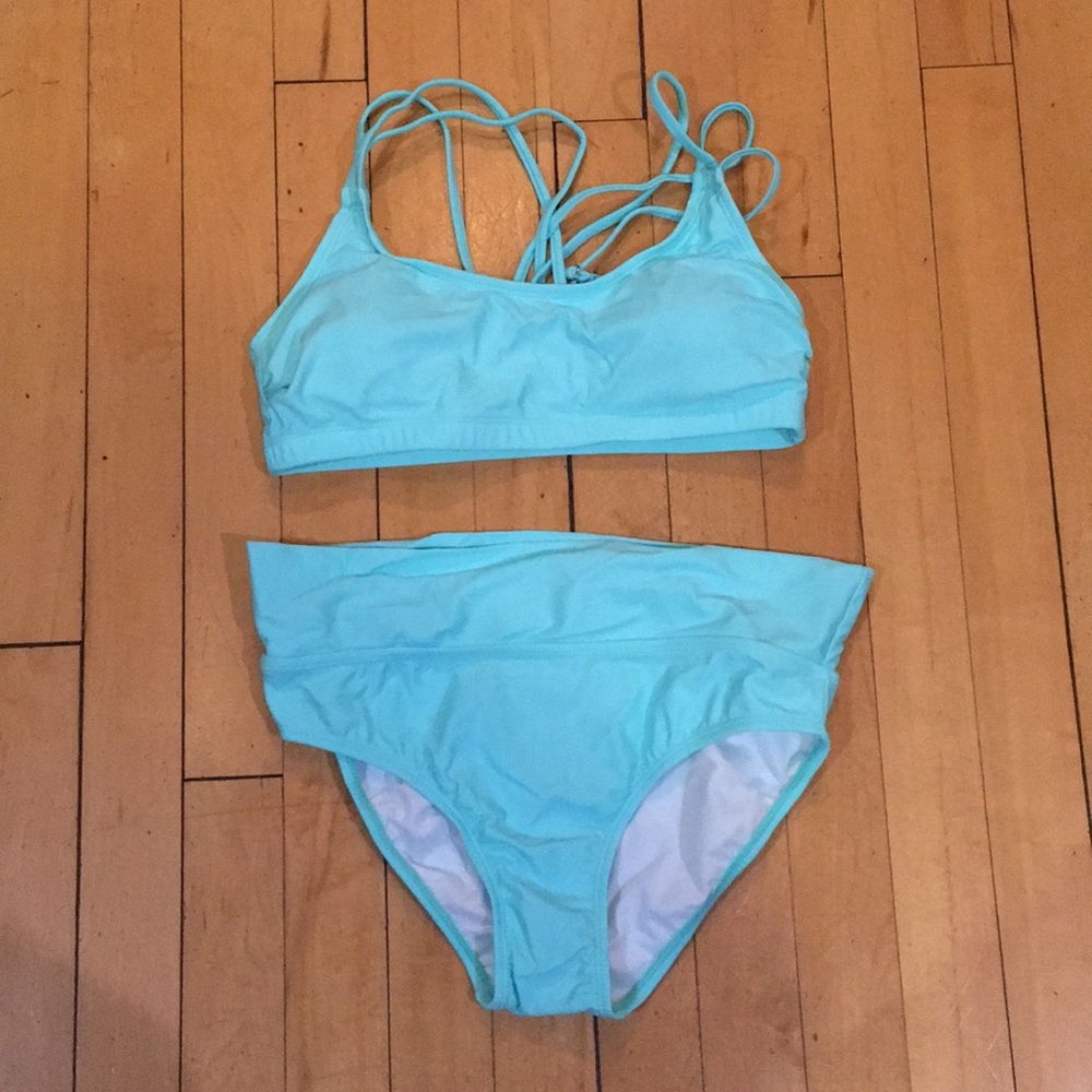 Teal 2 piece swimsuit.